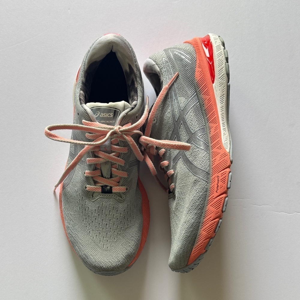 ASICS GT-2000 10 Women's Athletic Shoes in Gray and Coral